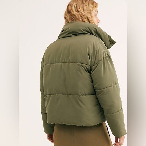 Free People Weekender Puffer Jacket in Olive Green Size S/P - Picture 3 of 11
